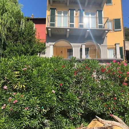 Cottage Il Cigno Con Accesso Al Lago - Como Lake Dervio Exteriör bild